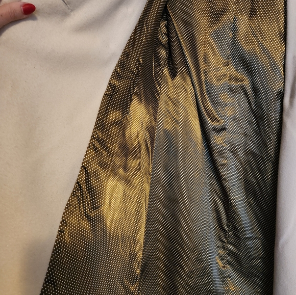 Vinyage Lux Women's Elegant Cream Pea Coat - Picture 4 of 5